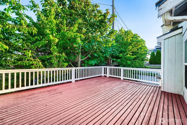 1312 Browns Point Boulevard, Tacoma, WA 98422