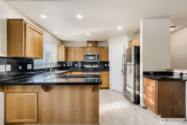 1312 Browns Point Boulevard, Tacoma, WA 98422