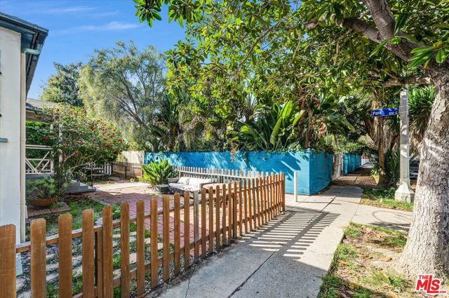 134 Park Place, Venice (los Angeles), CA 90291