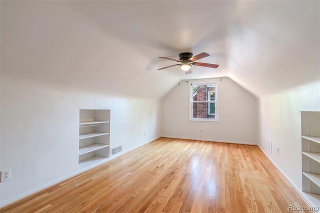 3224 N Altadena Avenue, Royal Oak, MI 48073