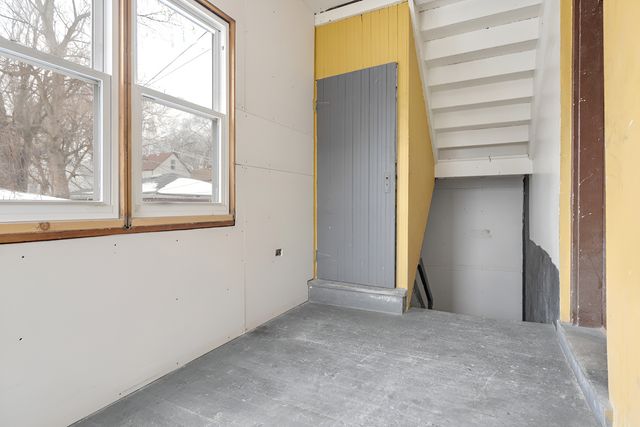 8528 S Escanaba Avenue, Chicago, IL 60617