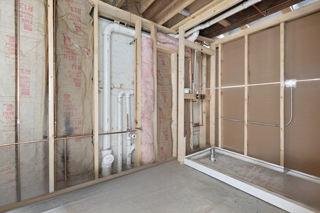 8528 S Escanaba Avenue, Chicago, IL 60617