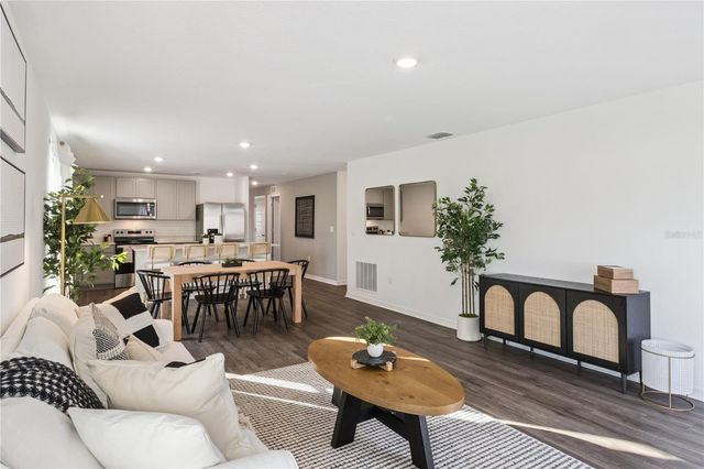 1106 AMBER WAVES ROAD, Lake Wales, FL 33859