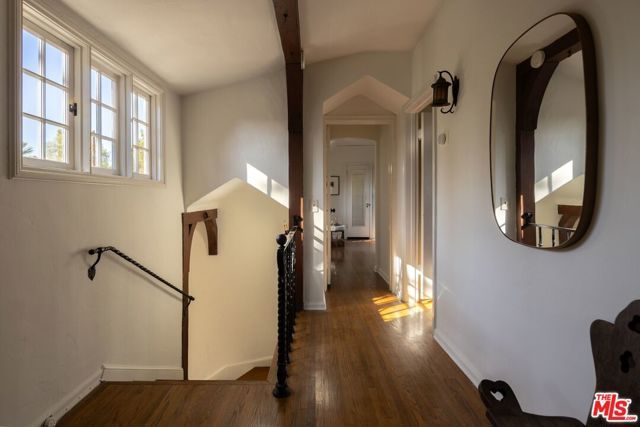 92 Grace Terrace, Pasadena, CA 91105