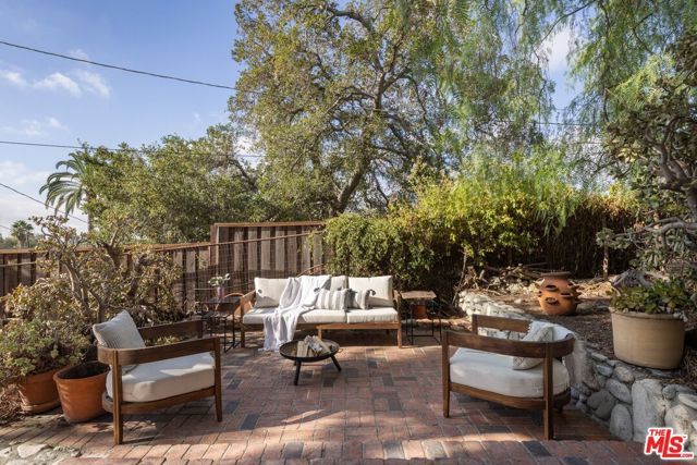 92 Grace Terrace, Pasadena, CA 91105