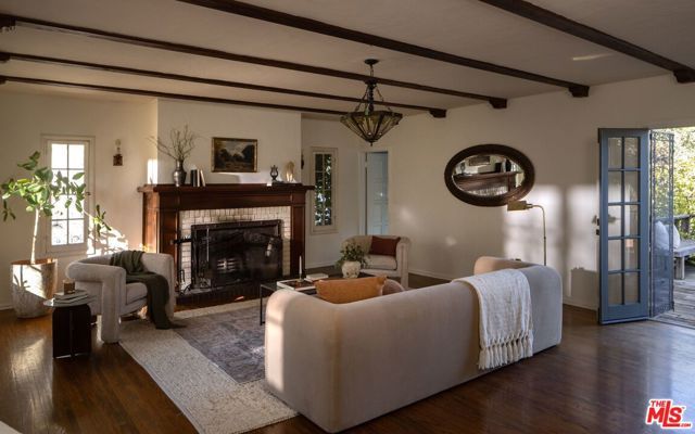 92 Grace Terrace, Pasadena, CA 91105