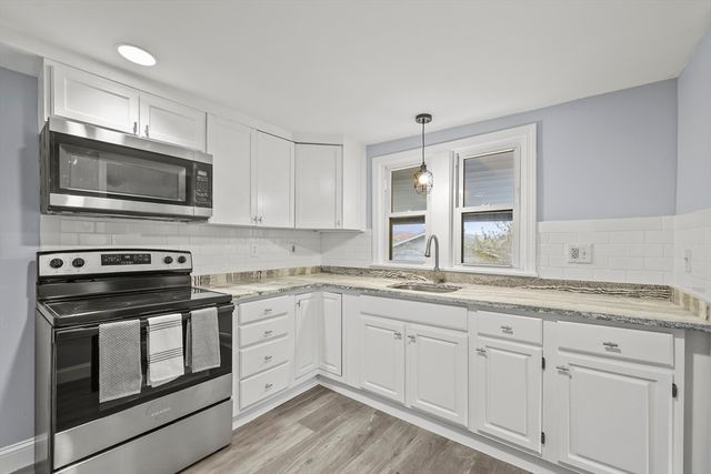 129-133 Franklin St, North Adams, MA 01247