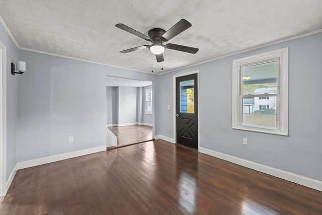 129-133 Franklin St, North Adams, MA 01247