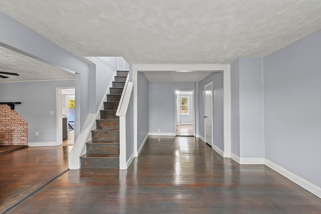 129-133 Franklin St, North Adams, MA 01247