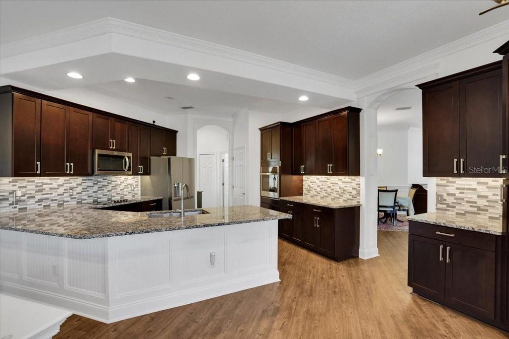 Image 7 of property listing at 7601 226 STREET E, Bradenton, FL 34211