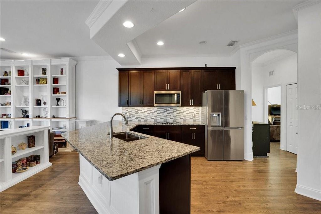 Image 8 of property listing at 7601 226 STREET E, Bradenton, FL 34211