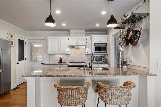 1 Wembly Circle, Bella Vista, AR 72715