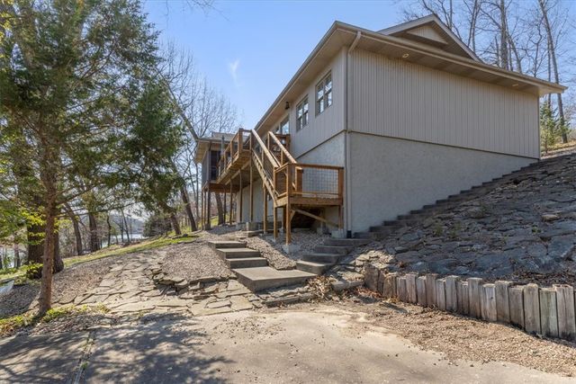 1 Wembly Circle, Bella Vista, AR 72715