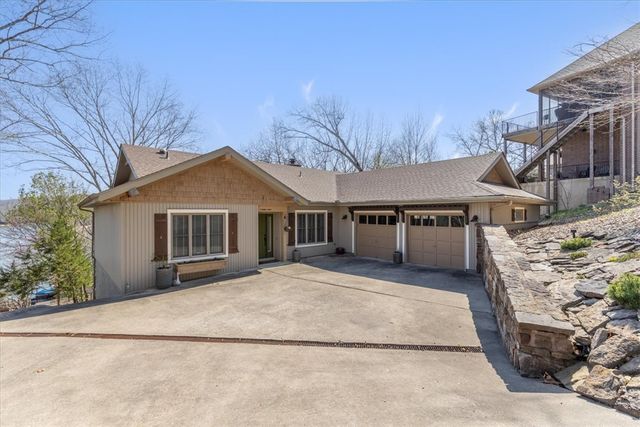 1 Wembly Circle, Bella Vista, AR 72715