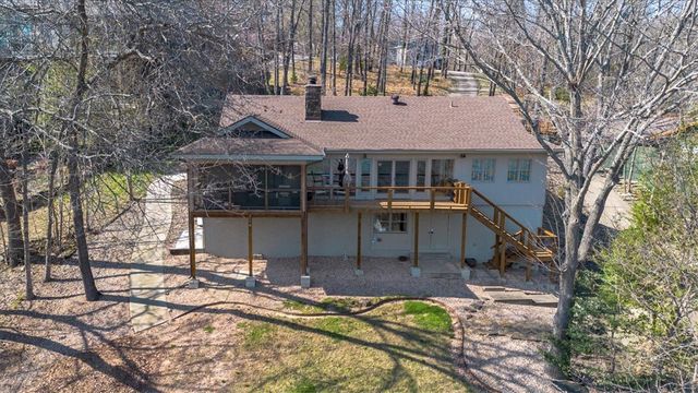 1 Wembly Circle, Bella Vista, AR 72715