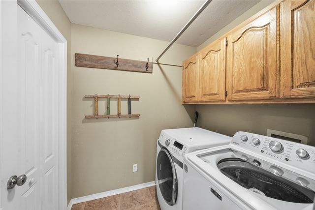 594 S 282nd East Avenue, Catoosa, OK 74015
