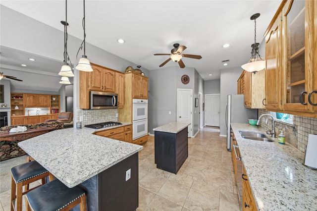 594 S 282nd East Avenue, Catoosa, OK 74015