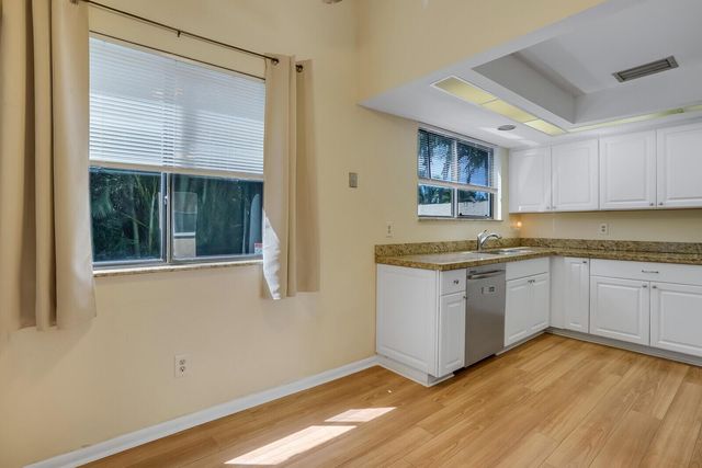 1080 NW 19th Terrace, Delray Beach, FL 33445