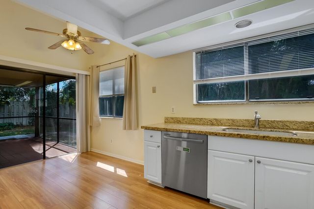 1080 NW 19th Terrace, Delray Beach, FL 33445