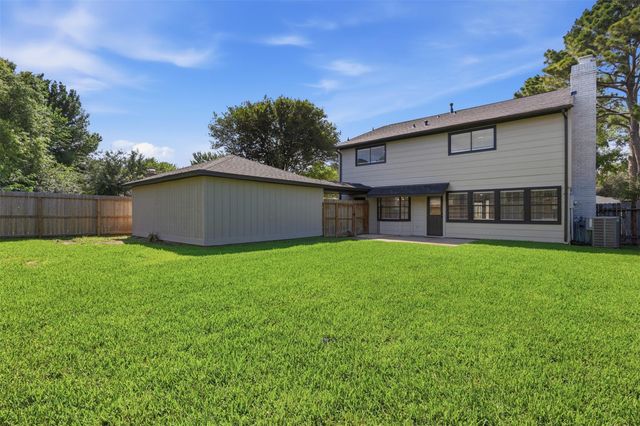 16306 Mill Point, Houston, TX 77059