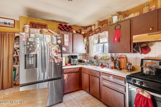 886 Radio Road, Little Egg Harbor, NJ 08087