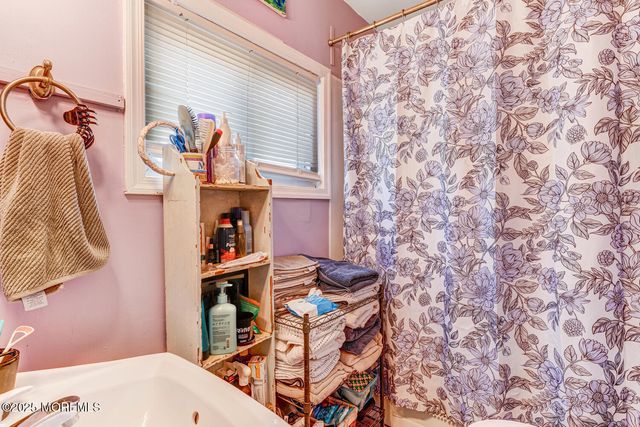 886 Radio Road, Little Egg Harbor, NJ 08087