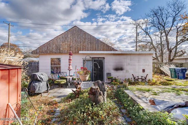 886 Radio Road, Little Egg Harbor, NJ 08087