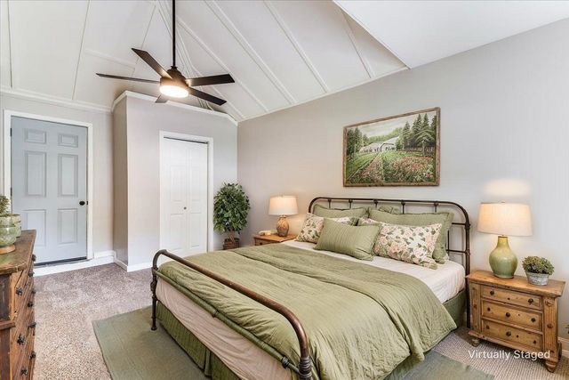 1727 N Northeast Parkway, Wichita, KS 67208