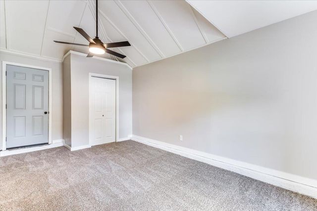 1727 N Northeast Parkway, Wichita, KS 67208