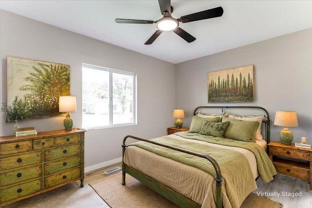 1727 N Northeast Parkway, Wichita, KS 67208