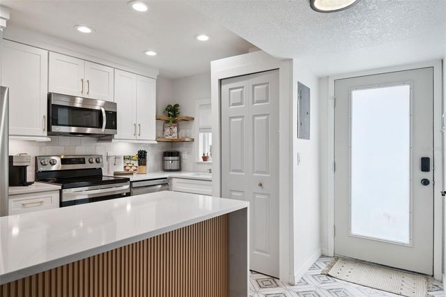 1922 CONWAY ROAD 4, Orlando, FL 32812