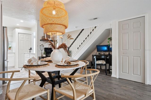 1922 CONWAY ROAD 4, Orlando, FL 32812