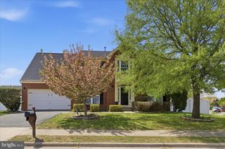 12232 PINEY LN, Remington, VA 22734