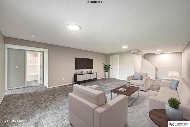 9036 S 47th Street, Lincoln, NE 68516