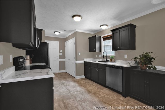 5622 Prestonfield Lane, Hope Mills, NC 28348