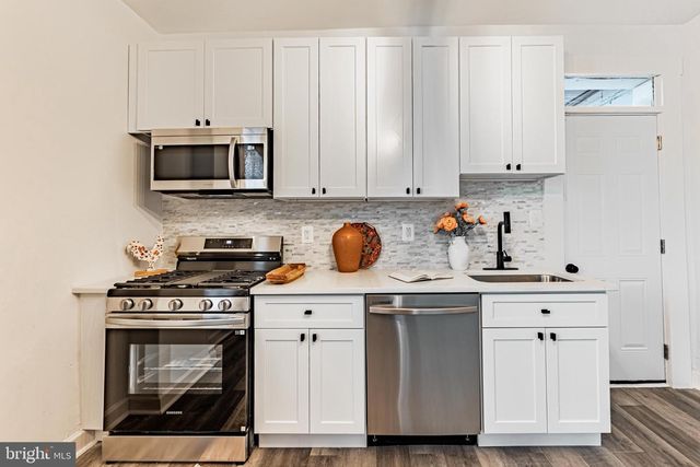 537 OAKLAND AVE, Baltimore, MD 21212