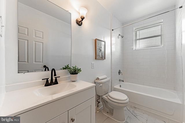 537 OAKLAND AVE, Baltimore, MD 21212