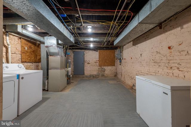 537 OAKLAND AVE, Baltimore, MD 21212