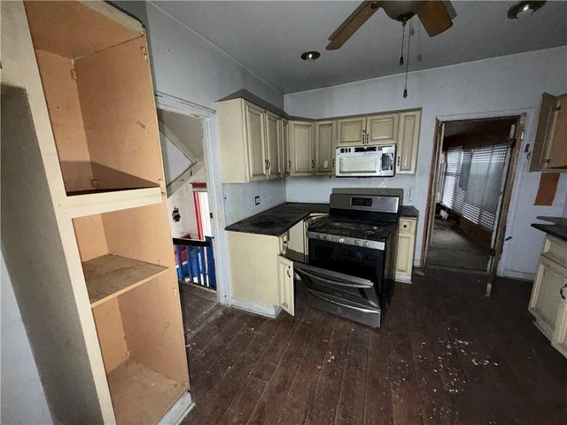 2607 Lockridge Street, Kansas City, MO 64128