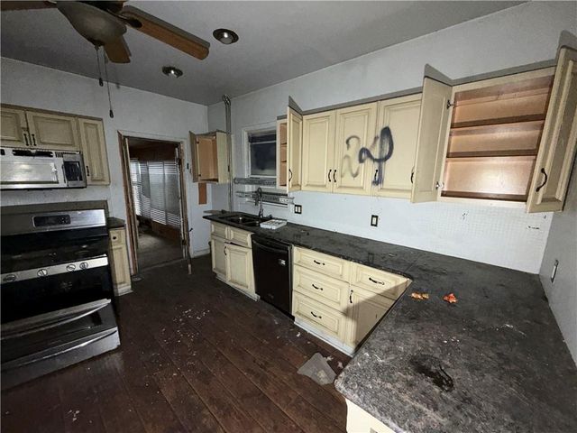 2607 Lockridge Street, Kansas City, MO 64128