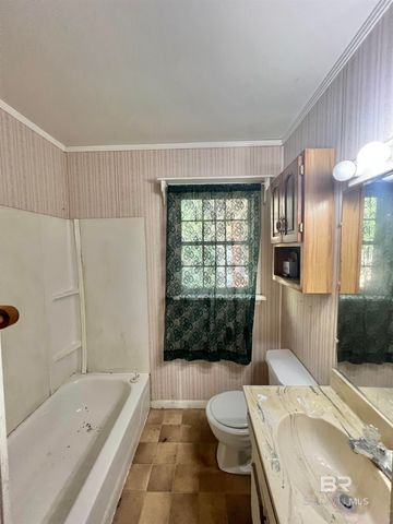 509 5th Avenue, Atmore, AL 36502