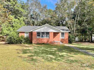509 5th Avenue, Atmore, AL 36502