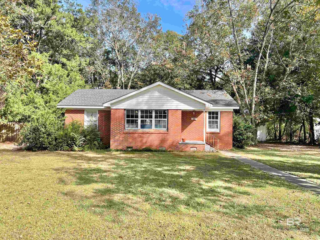 509 5th Avenue, Atmore, AL 36502