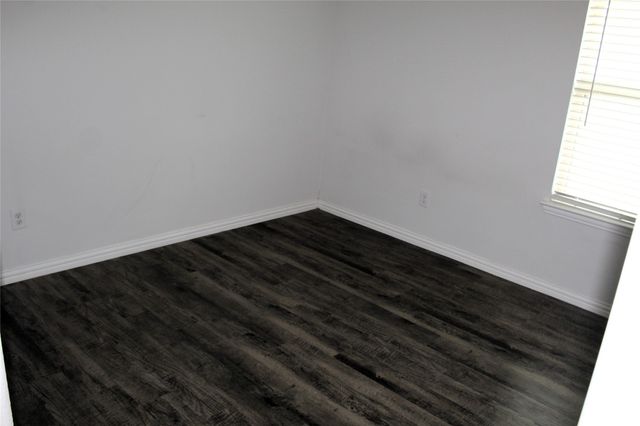 515 Cottage Row, Mabank, TX 75147