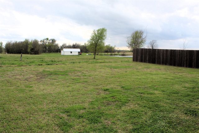 515 Cottage Row, Mabank, TX 75147
