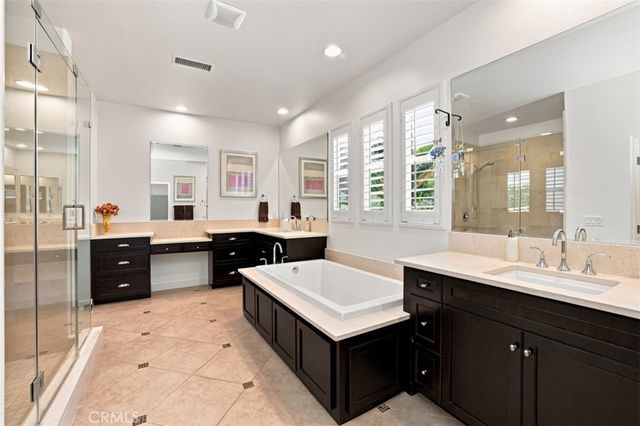 3453 Corte Fortuna, Carlsbad, CA 92009