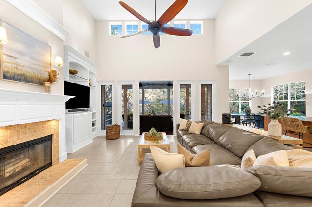 653 OLD EAST LAKE ROAD, Tarpon Springs, FL 34688