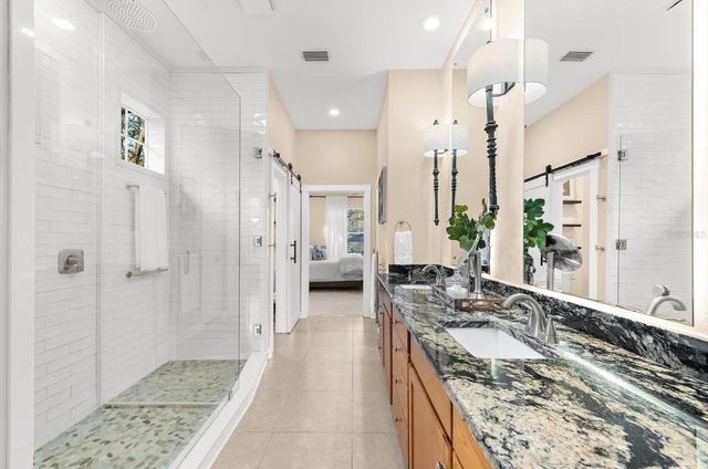 653 OLD EAST LAKE ROAD, Tarpon Springs, FL 34688