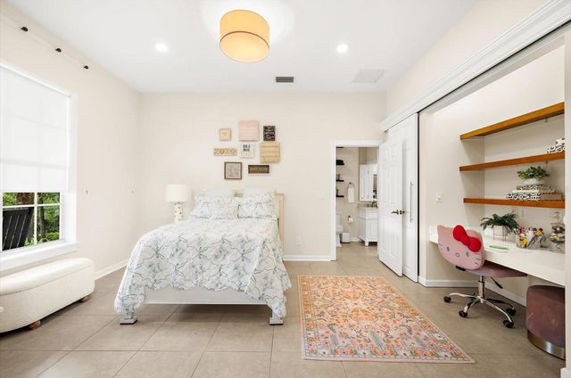 653 OLD EAST LAKE ROAD, Tarpon Springs, FL 34688