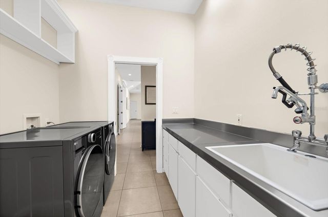 653 OLD EAST LAKE ROAD, Tarpon Springs, FL 34688